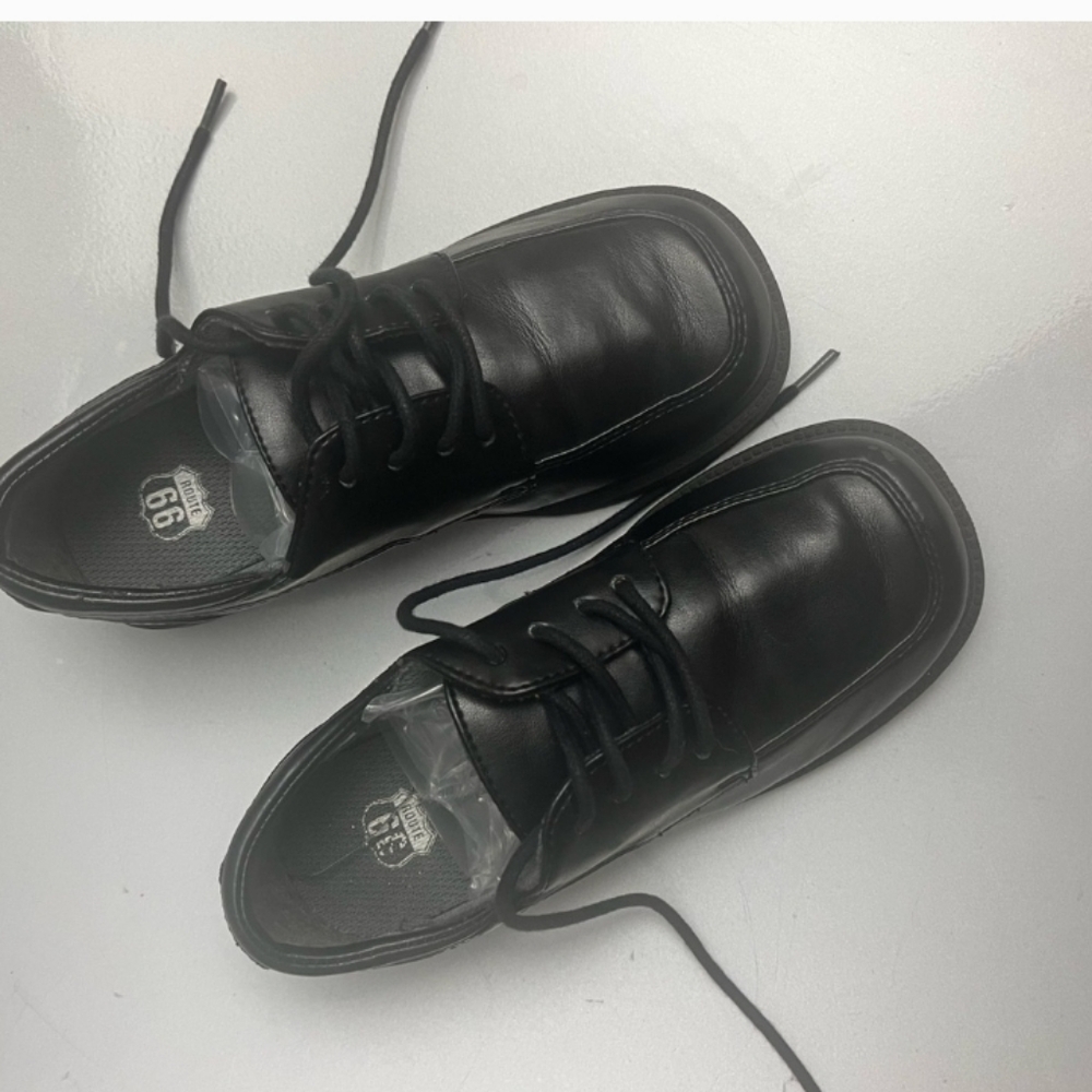 Route 66 kids dress shoes size 13